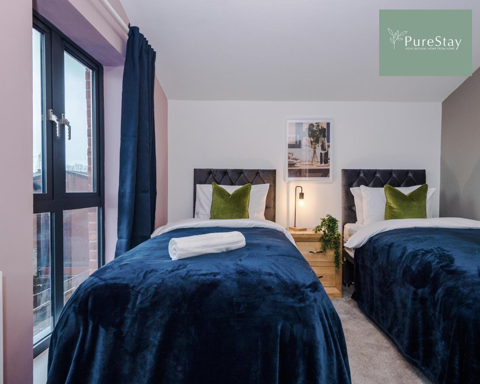 Stunning Five Bedroom Manchester House With Free Parking By Purestay Short Lets & Serviced Accommodation Exterior foto